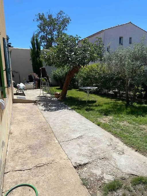 Entre Les Alpilles Et Le Luberon 3 Chambres 10 Pers Cavaillon 0*,